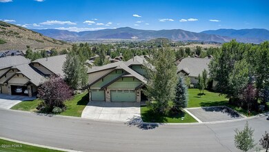 52 E Provence Way
