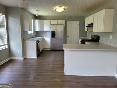 3715 Micah Ct, Ellenwood, GA 30294 - photo 5