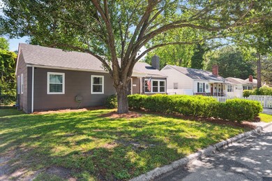 2408 E 40th St, Savannah, GA 31404 - photo 3