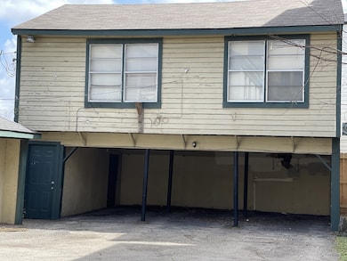 3 Car-Carport with huge storage on the top in the