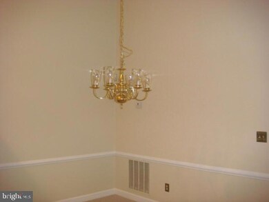 9220 Cardinal Forest Ln unit 9220-L, Lorton, VA 22079 - photo 4