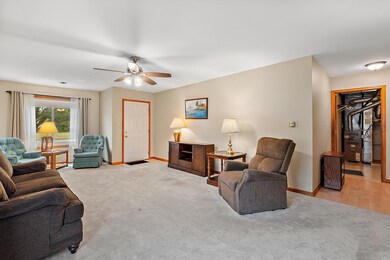 739 Blue Jay Way, Dyer, IN 46311 - photo 3