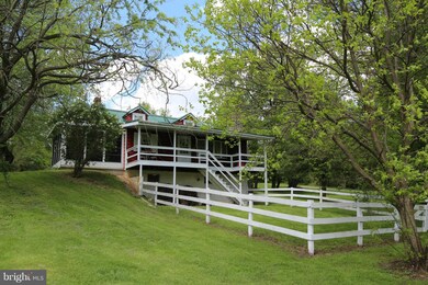 24726 Raven Rock Rd, Smithsburg, MD 21783 - photo 2