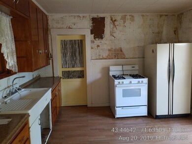 691 Central St, Franklin, NH 03235 - photo 3