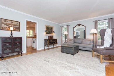 77 Gregory Rd Cos Cob CT 06807-small-010