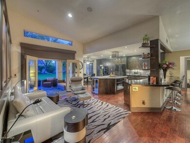 007_Family Room and Kitchen 2