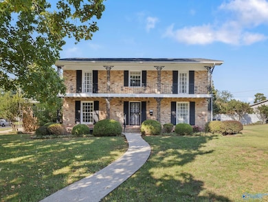 3306 Mulberry Ln SW, Huntsville, AL 35801 - photo 2