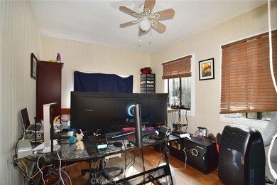 22374 Macfarlane Dr, Woodland Hills, CA 91364 - photo 7