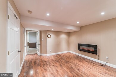 47 Cypress St, Swedesboro, NJ 08085 - photo 3