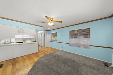180 N 1100 E unit 8, Washington, UT 84780 - photo 5