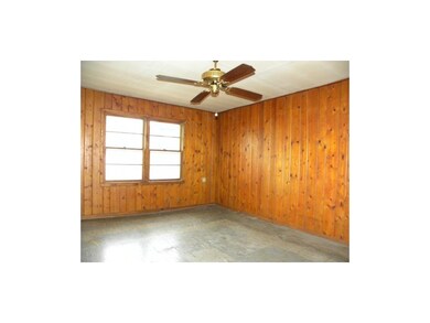 Spacious bedroom w/ deck access