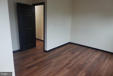 550 Walnut St, Camden, NJ 08103 - photo 7