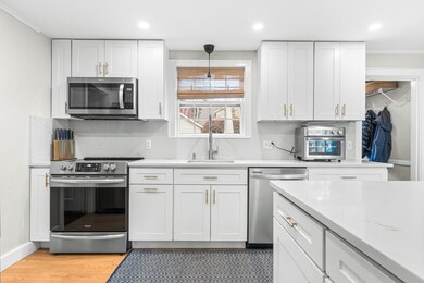 35 Garrison Rd, Wellesley, MA 02482 - photo 7