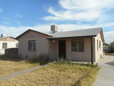 7562 Hacienda Ave, El Paso, TX 79915 - photo 4