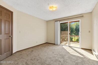 1702 W Prasch Ave, Yakima, WA 98902 - photo 7