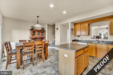 10324 Lantern Ln, Hagerstown, MD 21740 - photo 7