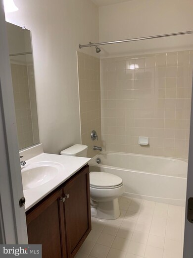 23273 Carters Meadow Terrace, Ashburn, VA 20148 - photo 4