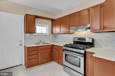 1534 Mulberry St, Reading, PA 19604 - photo 6