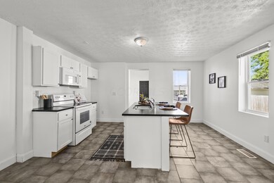 899 E Whittier St, Columbus, OH 43206 - photo 7