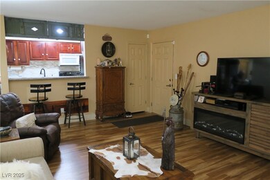 2451 N Rainbow Blvd unit 1129, Las Vegas, NV 89108 - photo 4