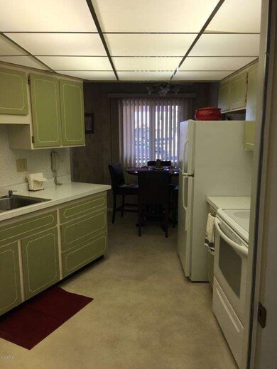 13853 N Thunderbird Blvd, Sun City, AZ 85351 - photo 7