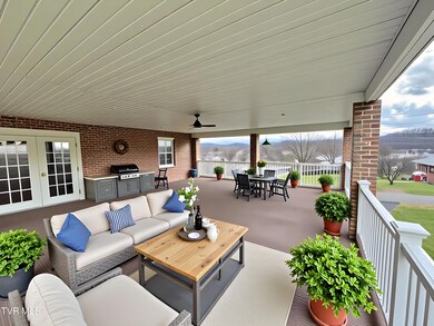 817 Midnight Dr, Chilhowie, VA 24319 - photo 4