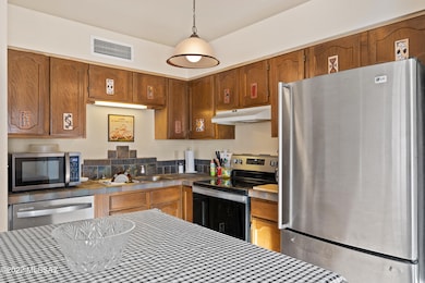 09-Kitchen