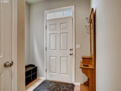 1619 NE 10th Place, Canby, OR 97013 - photo 4