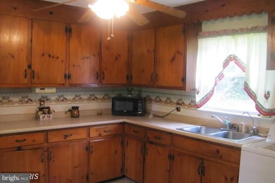 22292 Halls Rd, Richardsville, VA 22736 - photo 4