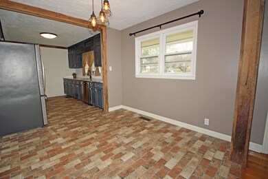 1913 Peavine Rd, Rock Spring, GA 30739 - photo 3