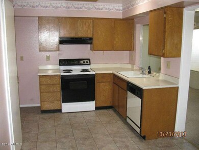 13673 N Newcastle Dr unit 94, Sun City, AZ 85351 - photo 4