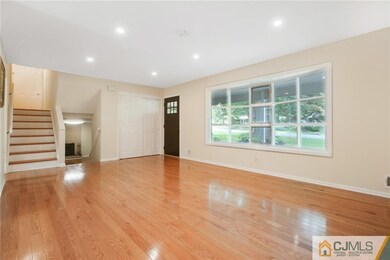 21 Brainerd Dr, Cranbury, NJ 08512 - photo 4