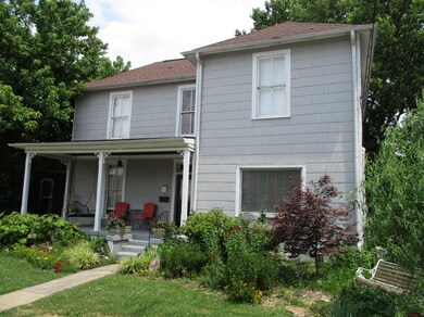 315 Wilkinson St, Frankfort, KY 40601 - photo 2