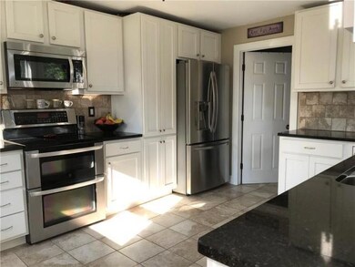 brad_kitchen