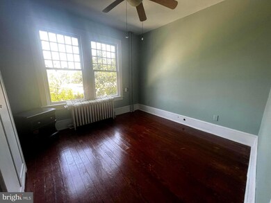 582 Columbia Ave, Millville, NJ 08332 - photo 4