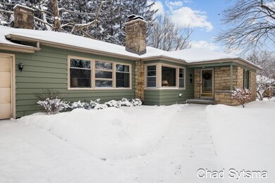 Front Walk / Entry