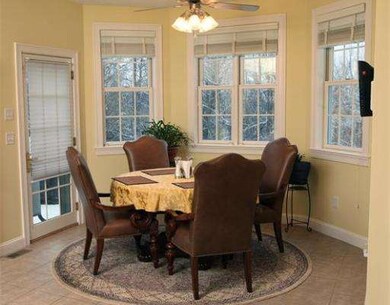 77 Albee Rd, Uxbridge, MA 01569 - photo 4