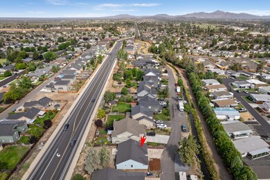 1468 SW 27th St, Redmond, OR 97756 - photo 5