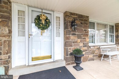 199 Share Dr, Morrisville, PA 19067 - photo 4