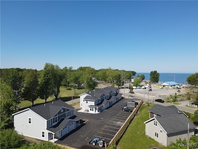 8987 Iroquois St, Angola, NY 14006 - photo 4