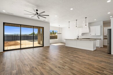 949 S Quick Draw Dr, Washington, UT 84780 - photo 5