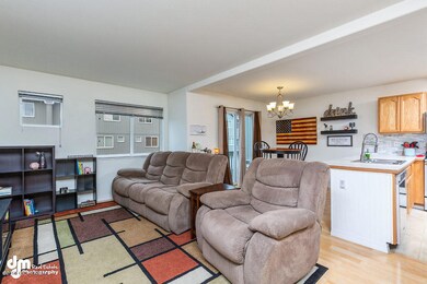 Living Room 20180808-DW-8435-SMALL