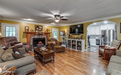 105 Center St, Flora, MS 39071 - photo 3