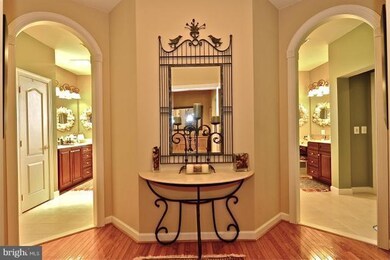 3521 Saint Augustine Ln, Oakton, VA 22124 - photo 5