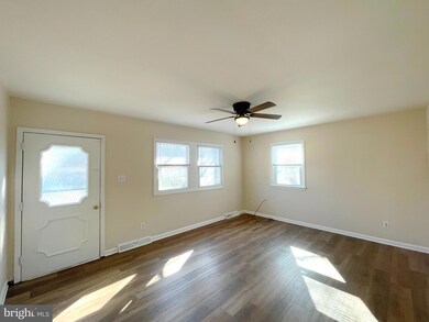 40815 King Dr, Mechanicsville, MD 20659 - photo 2