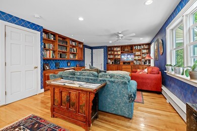 Famiy  Room