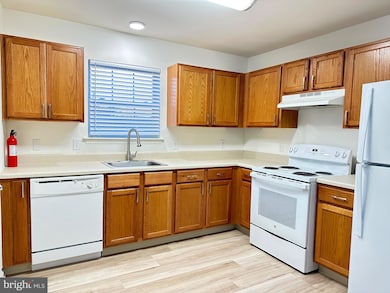 54 Sequoia Dr, Berlin, NJ 08009 - photo 5