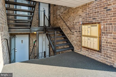 5376 Smooth Meadow Way unit 24, Columbia, MD 21044 - photo 3
