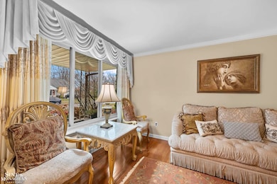 22201 Benjamin St, Saint Clair Shores, MI 48081 - photo 5