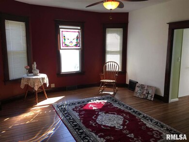 2134 Jefferson Ave, Davenport, IA 52803 - photo 3